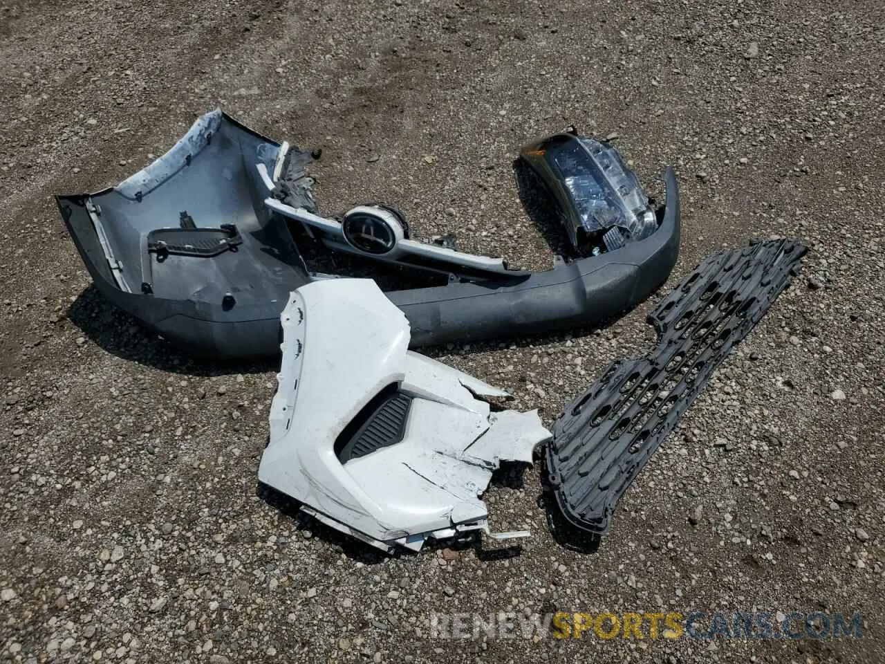 12 Photograph of a damaged car JTMH1RFV6KJ010214 TOYOTA RAV4 2019