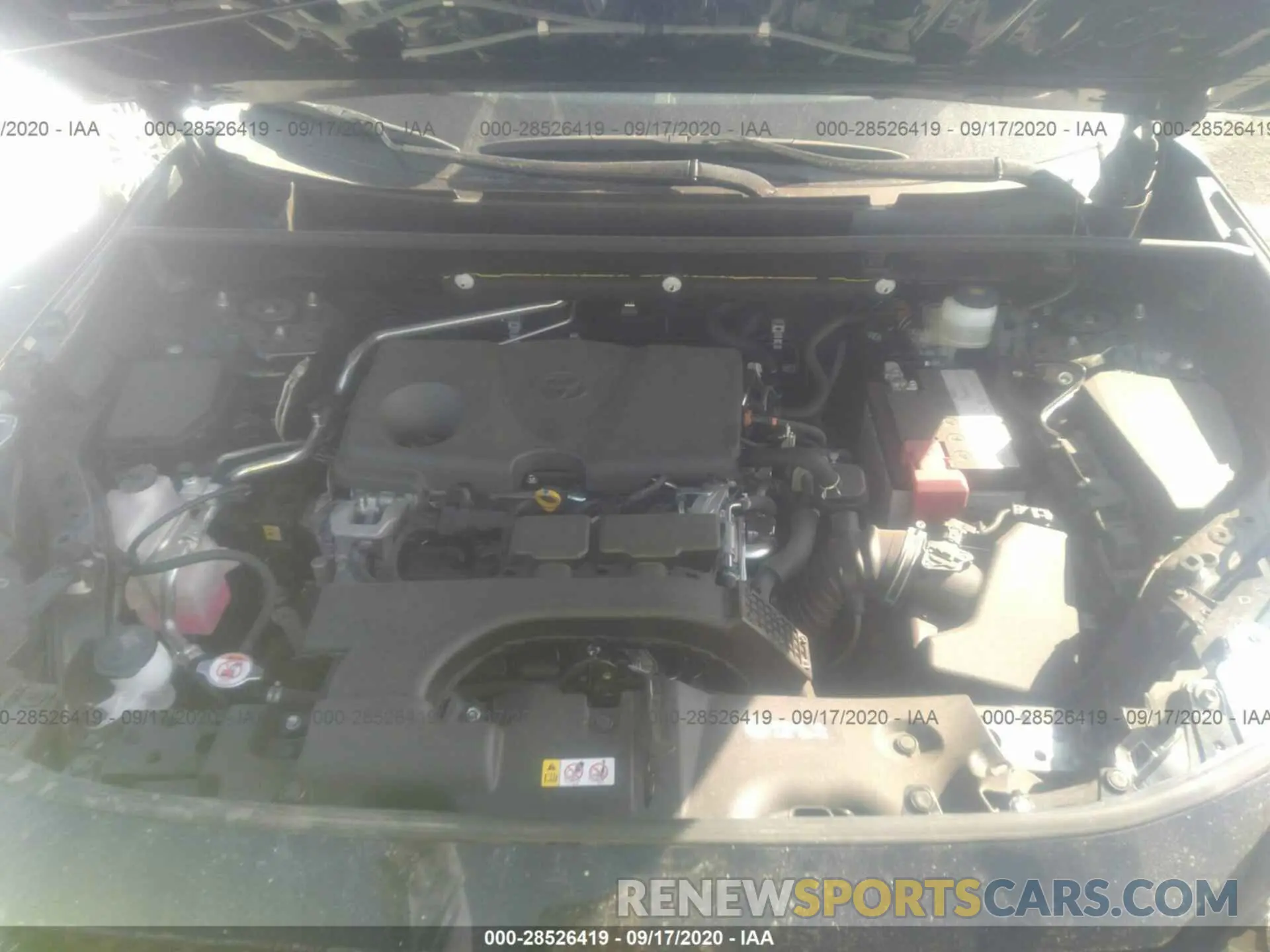 10 Photograph of a damaged car JTMH1RFV6KJ014005 TOYOTA RAV4 2019