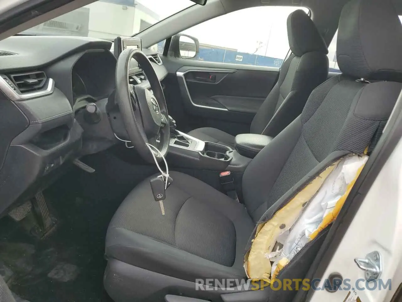 7 Фотография поврежденного автомобиля JTMH1RFV7KD508341 TOYOTA RAV4 2019
