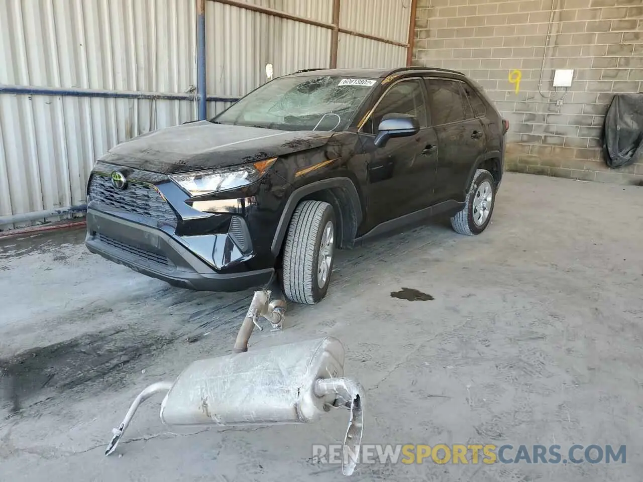2 Photograph of a damaged car JTMH1RFV8KD037591 TOYOTA RAV4 2019