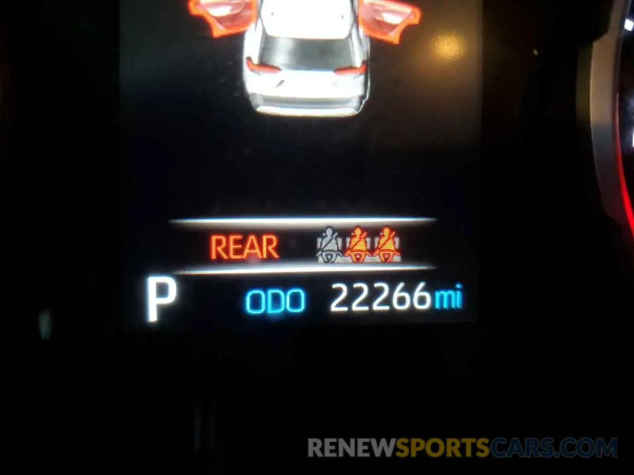 8 Photograph of a damaged car JTMH1RFV8KD037591 TOYOTA RAV4 2019