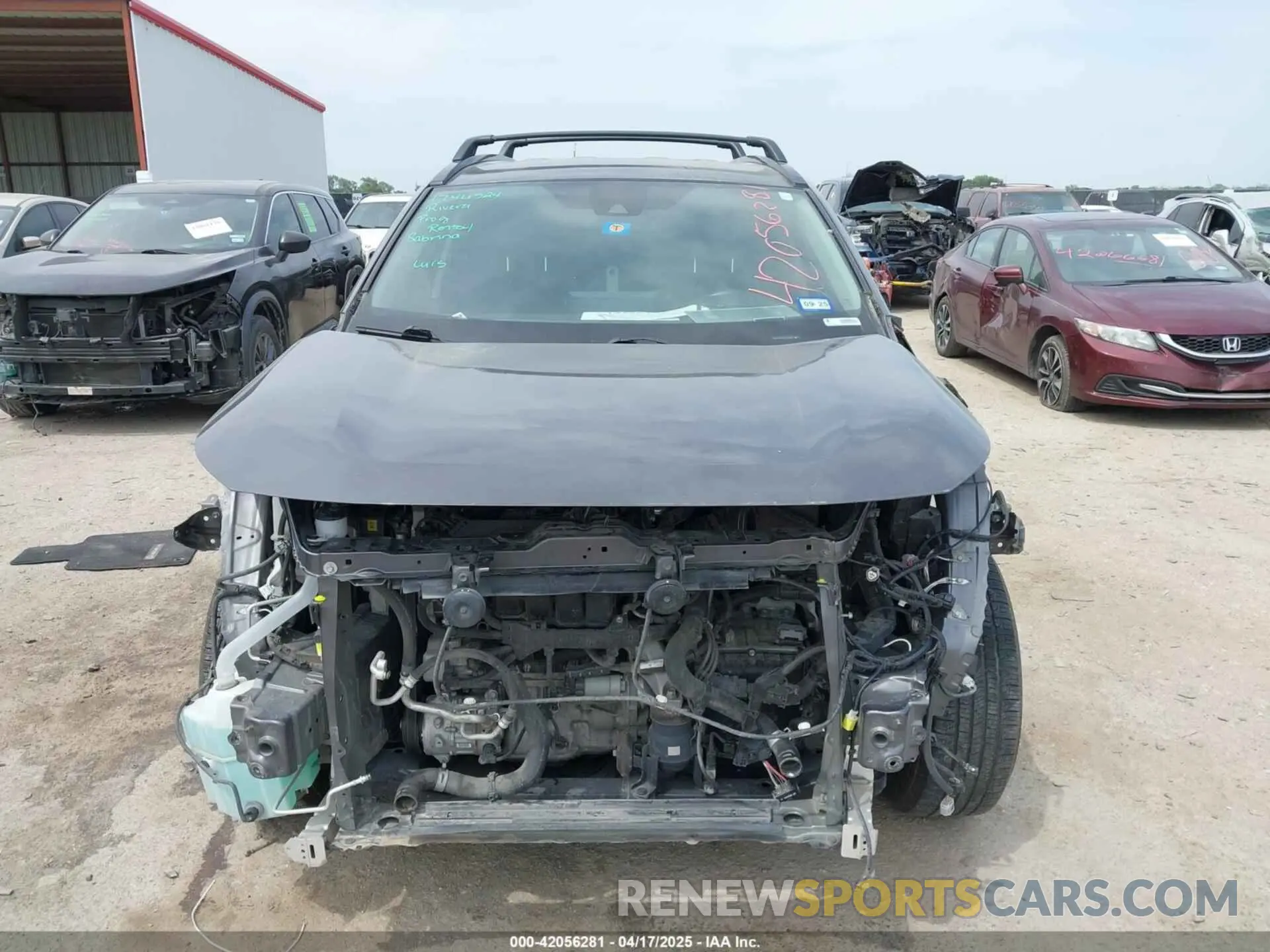 12 Фотография поврежденного автомобиля JTMH1RFV8KJ008304 TOYOTA RAV4 2019