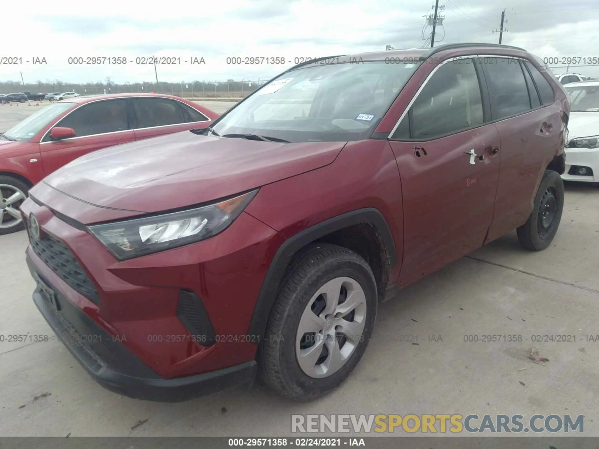 2 Photograph of a damaged car JTMH1RFV9KD009055 TOYOTA RAV4 2019