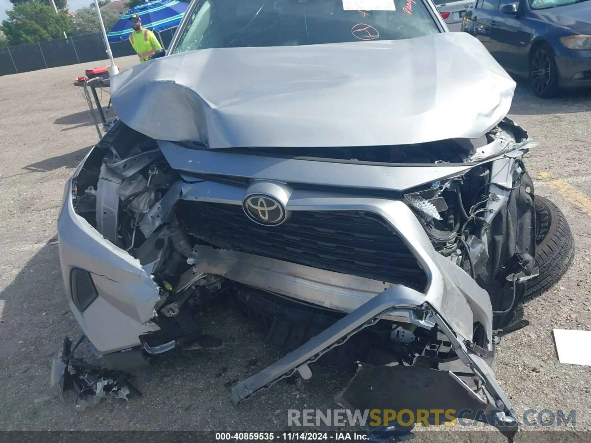 6 Photograph of a damaged car JTMK1RFV0KD502869 TOYOTA RAV4 2019