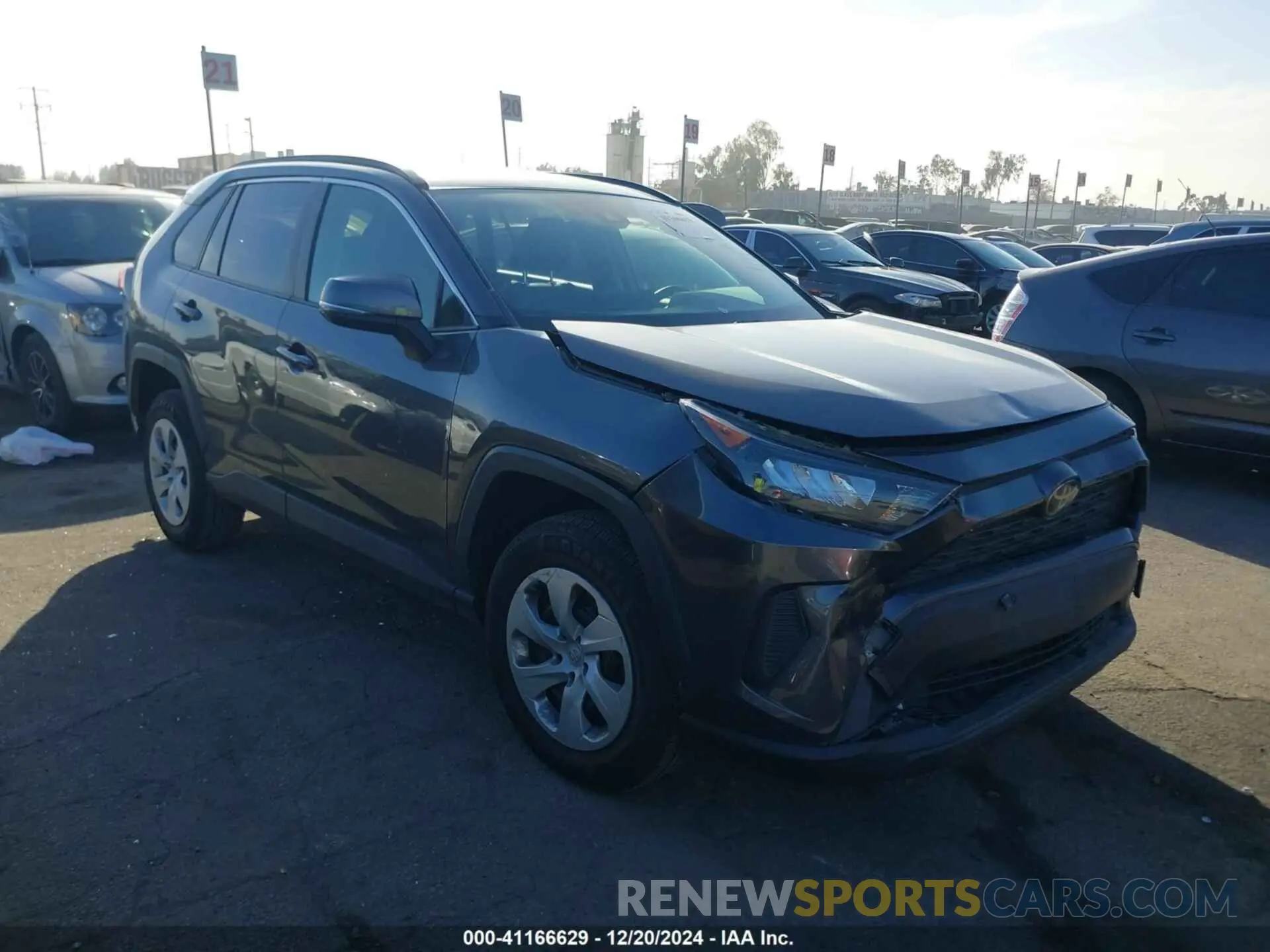 1 Фотография поврежденного автомобиля JTMK1RFV1KD031315 TOYOTA RAV4 2019