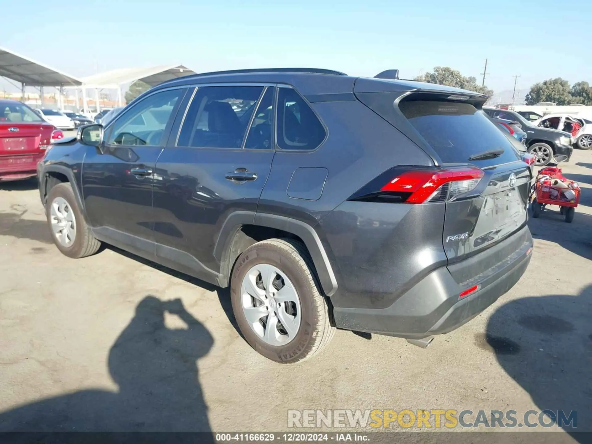 3 Фотография поврежденного автомобиля JTMK1RFV1KD031315 TOYOTA RAV4 2019