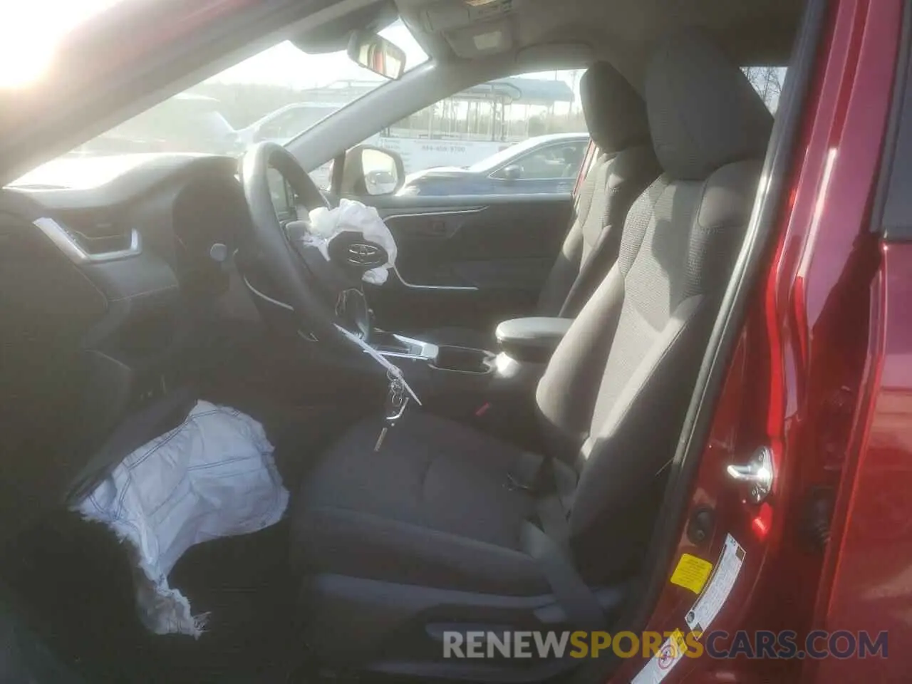 7 Photograph of a damaged car JTMK1RFV1KJ002463 TOYOTA RAV4 2019