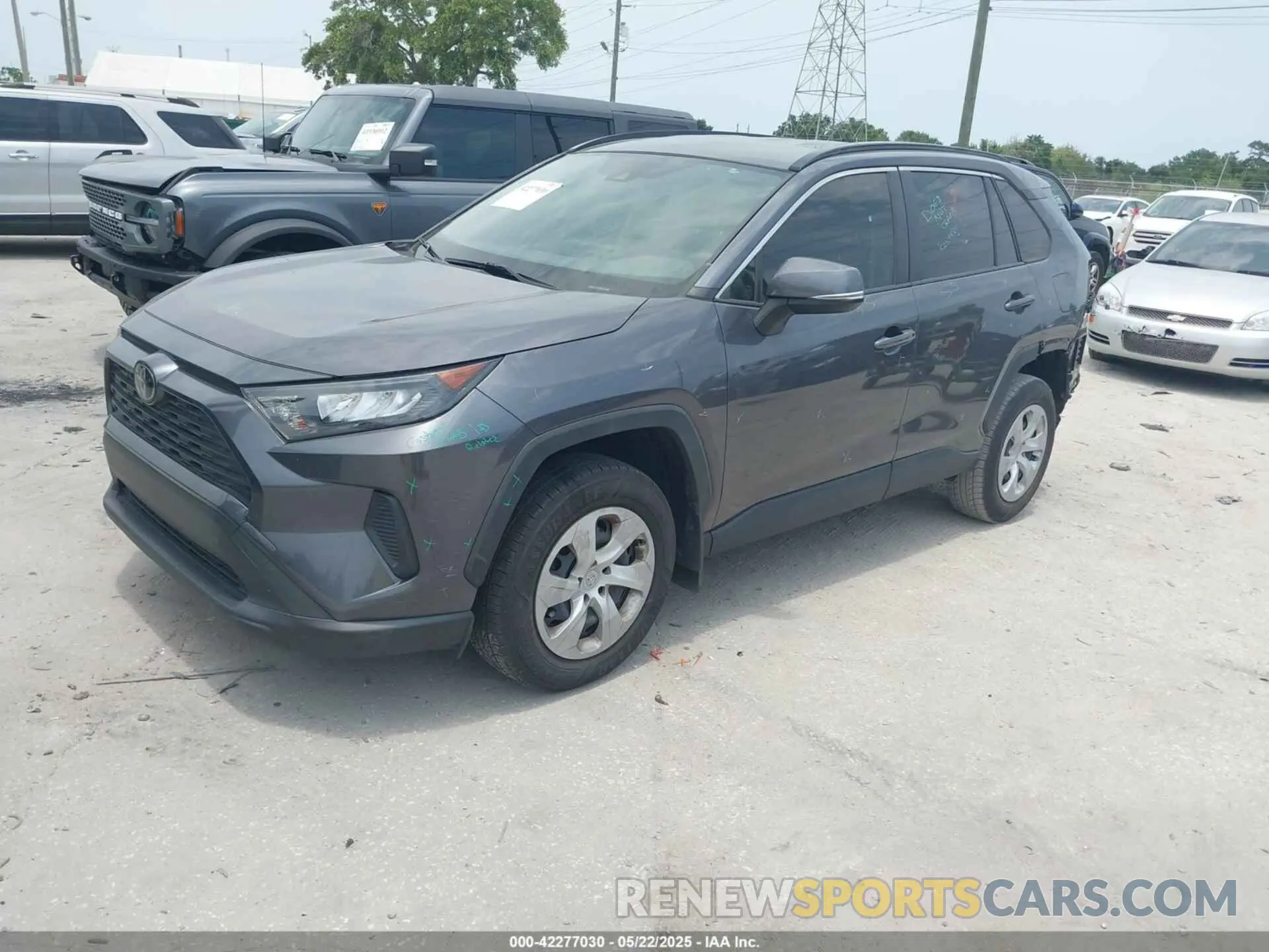 2 Photograph of a damaged car JTMK1RFV5KD006076 TOYOTA RAV4 2019