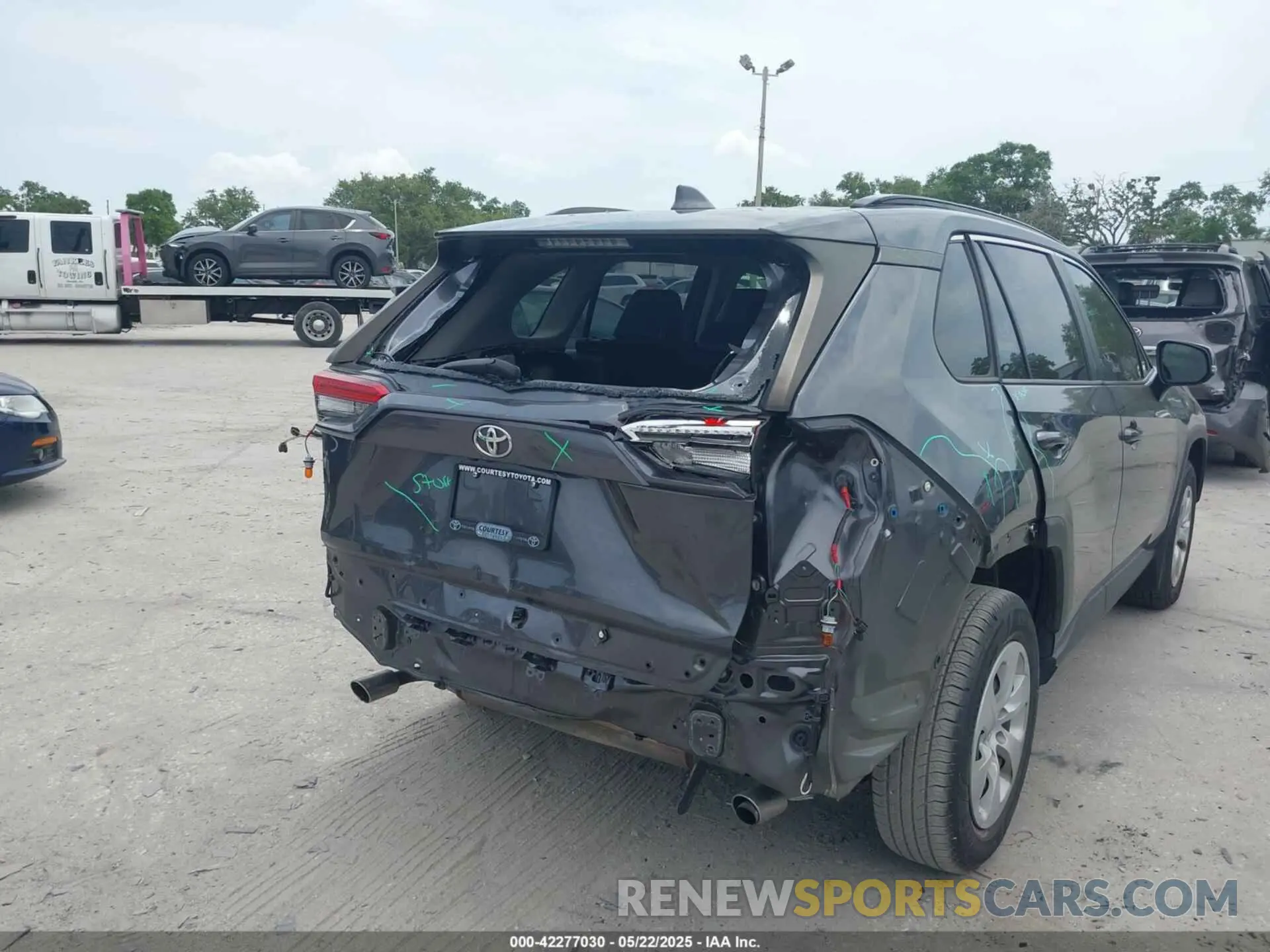 6 Photograph of a damaged car JTMK1RFV5KD006076 TOYOTA RAV4 2019
