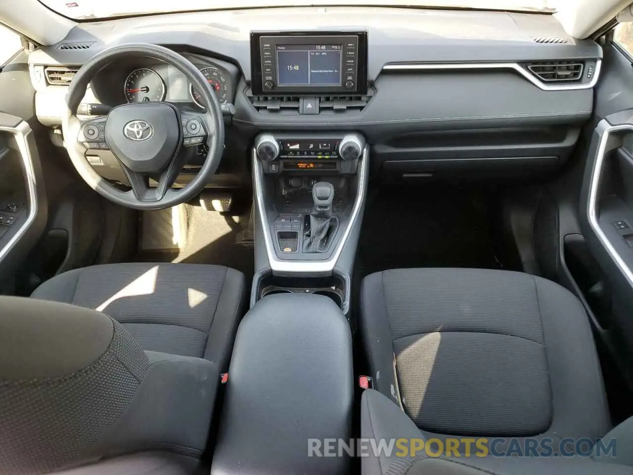 8 Photograph of a damaged car JTMK1RFV7KJ011281 TOYOTA RAV4 2019