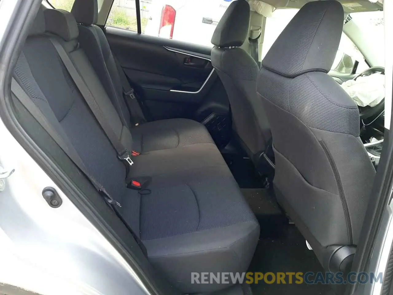6 Photograph of a damaged car JTMK1RFV8KD006718 TOYOTA RAV4 2019