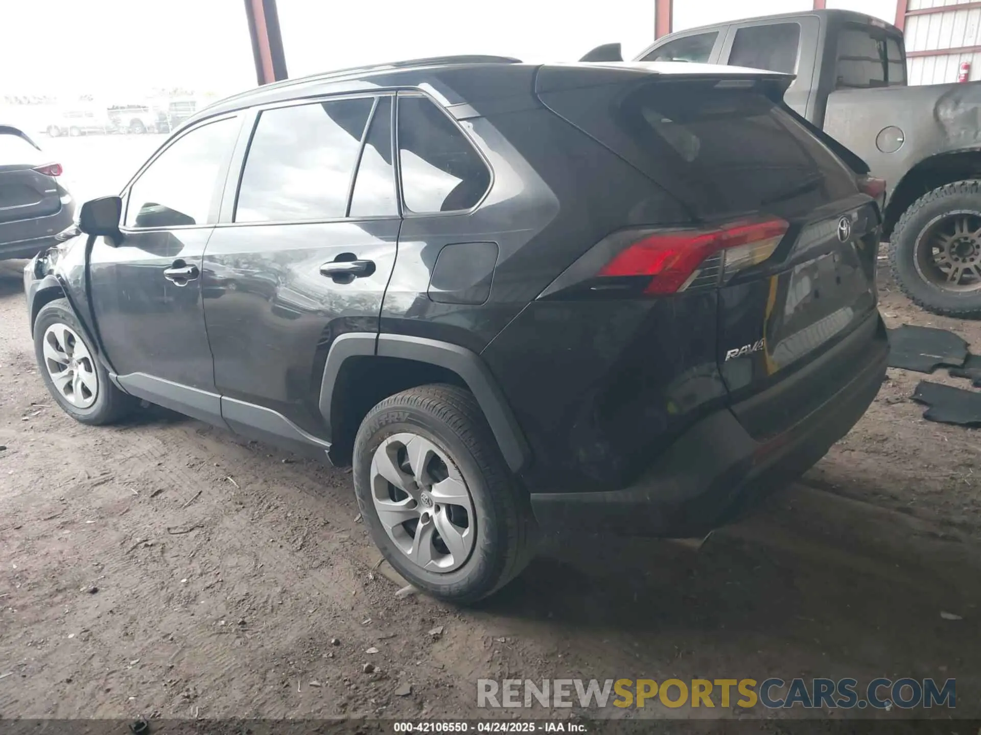 3 Фотография поврежденного автомобиля JTMK1RFV8KD009196 TOYOTA RAV4 2019