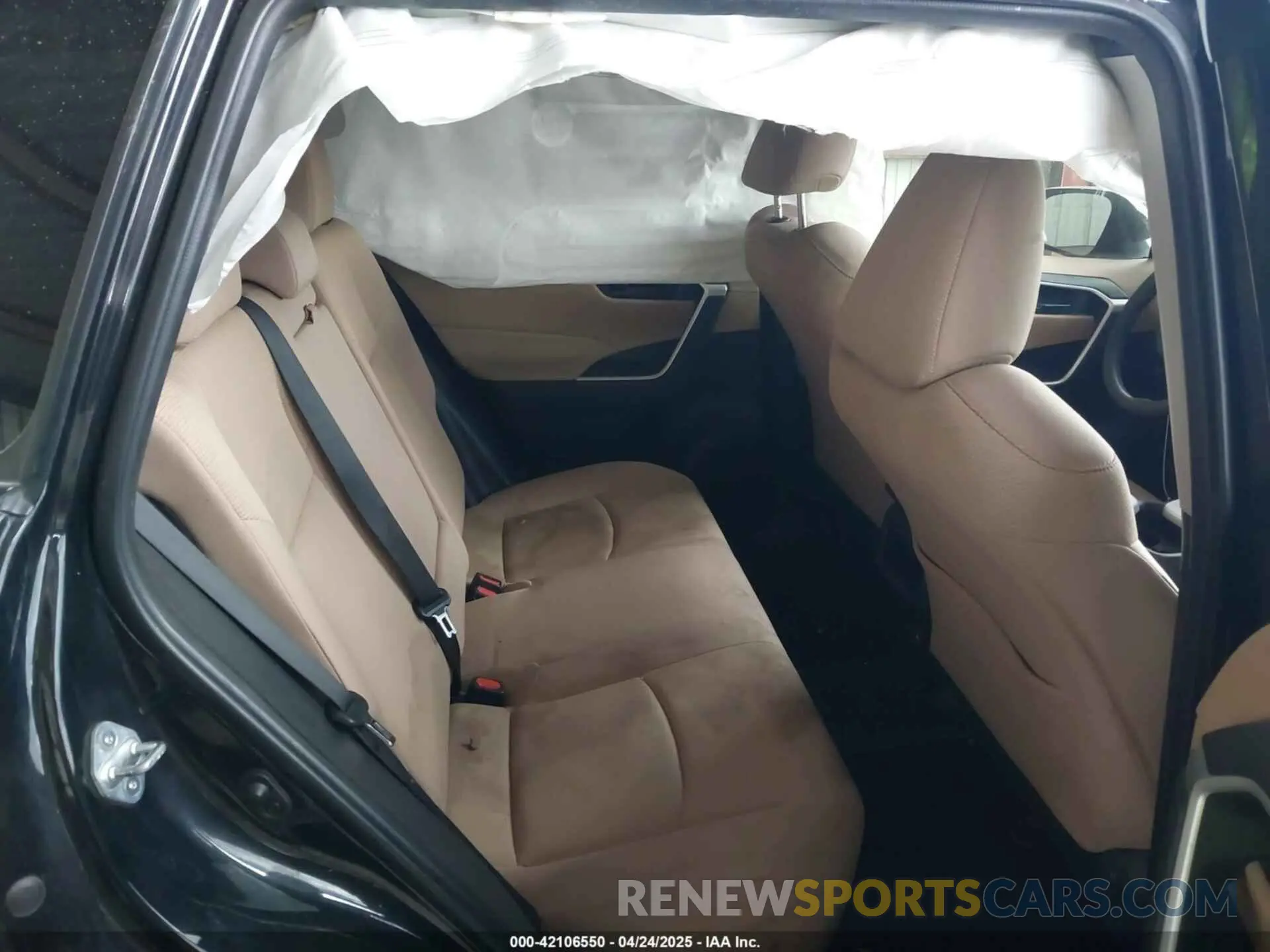 8 Фотография поврежденного автомобиля JTMK1RFV8KD009196 TOYOTA RAV4 2019