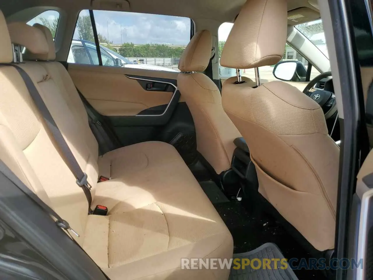 11 Фотография поврежденного автомобиля JTMK1RFVXKD009961 TOYOTA RAV4 2019