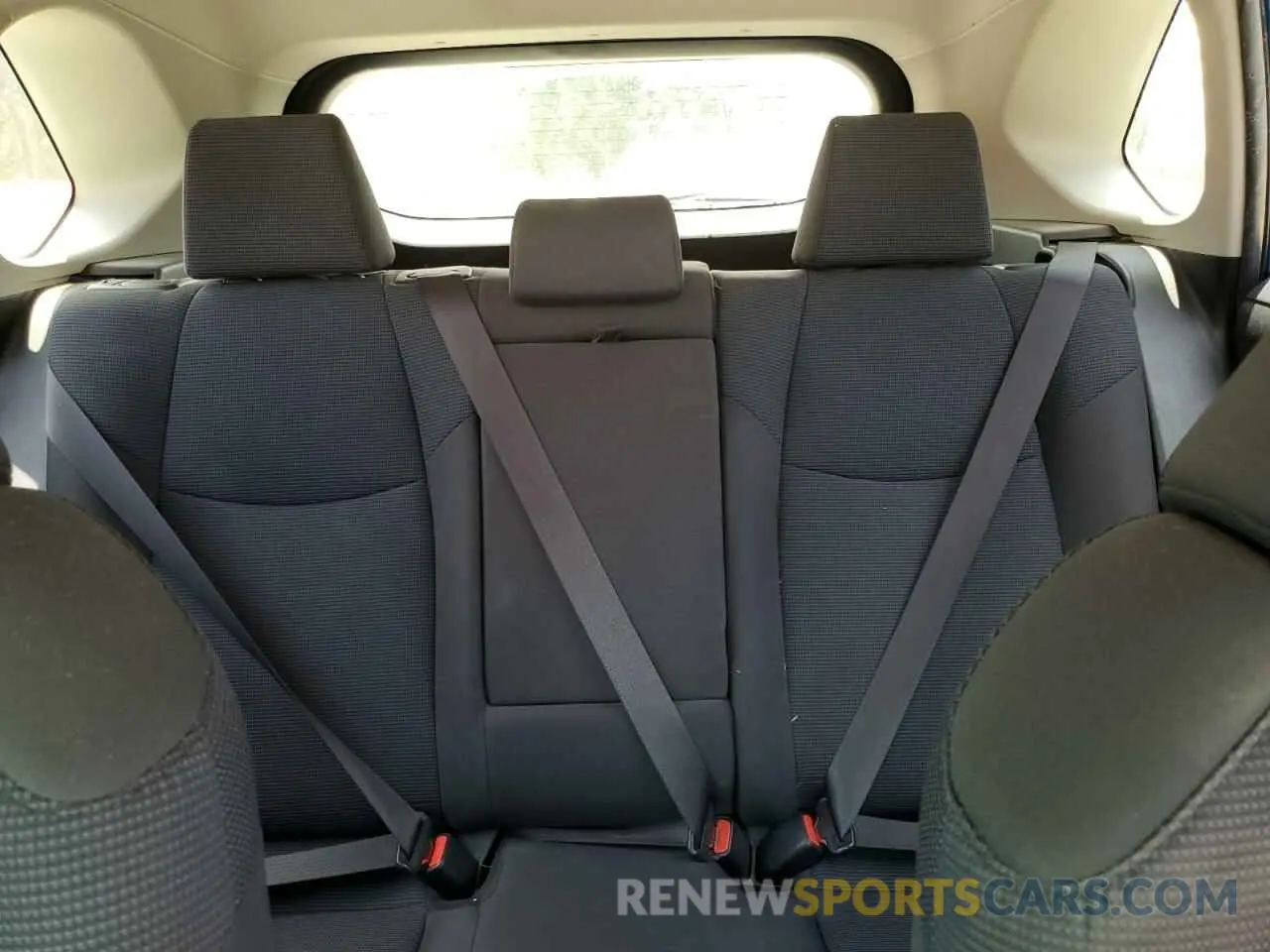 10 Photograph of a damaged car JTMK1RFVXKD033483 TOYOTA RAV4 2019