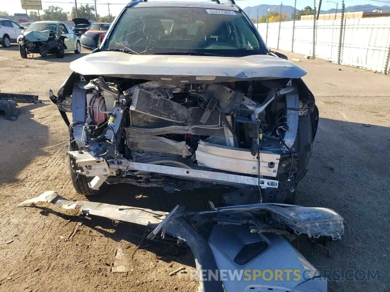 9 Photograph of a damaged car JTMLWRFV6KD504311 TOYOTA RAV4 2019