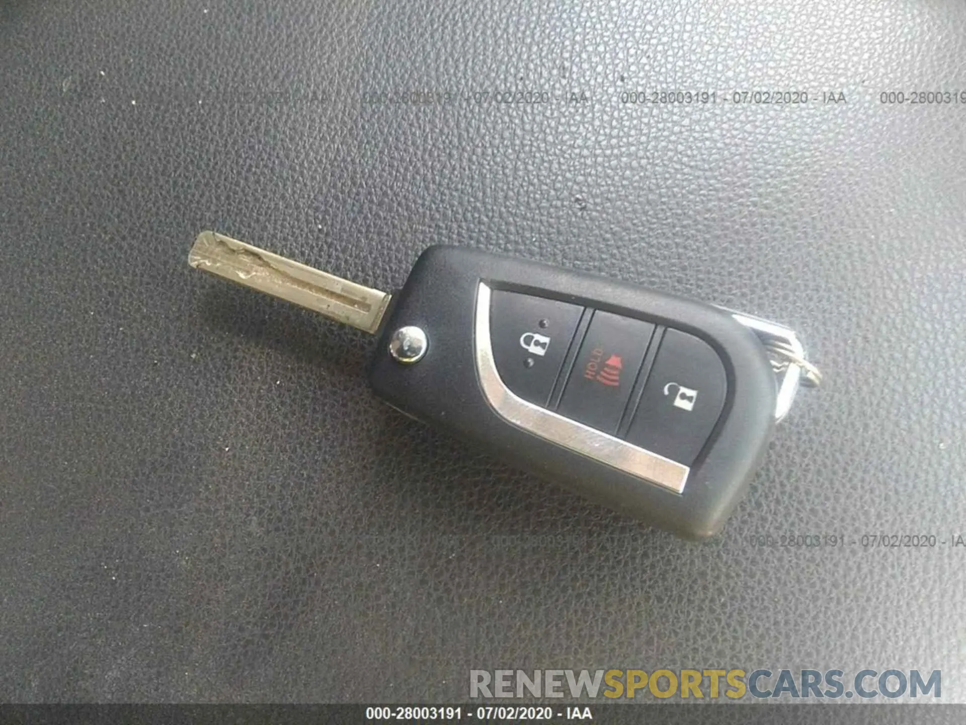 11 Фотография поврежденного автомобиля JTMMWRFV6KD015606 TOYOTA RAV4 2019