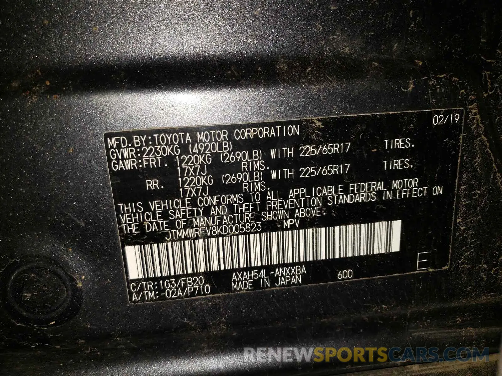 10 Photograph of a damaged car JTMMWRFV8KD005823 TOYOTA RAV4 2019