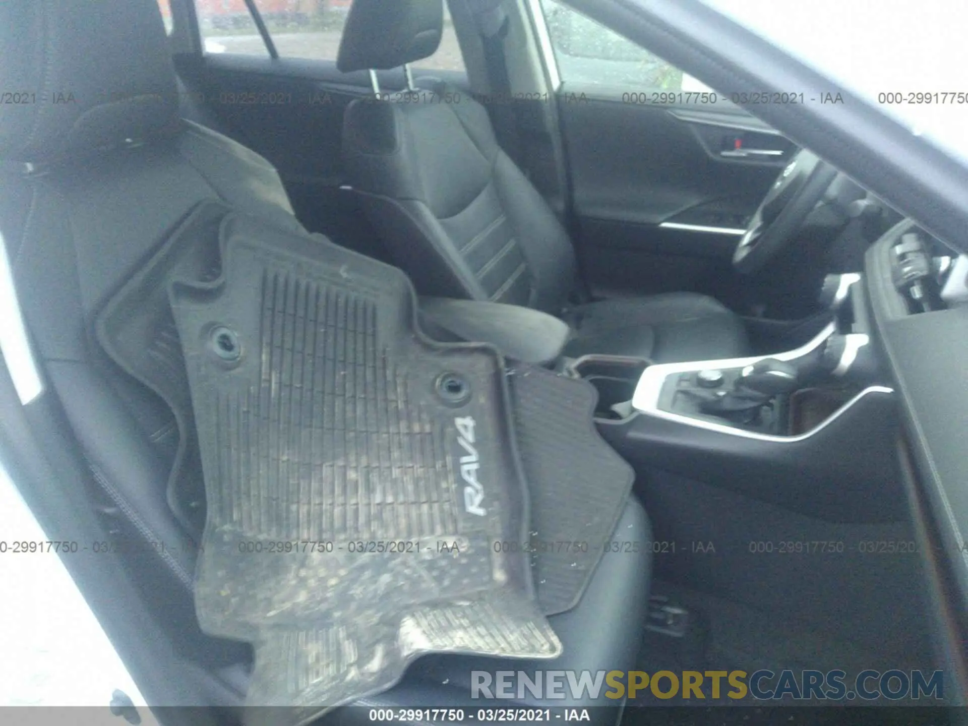 5 Photograph of a damaged car JTMN1RFV0KD500231 TOYOTA RAV4 2019