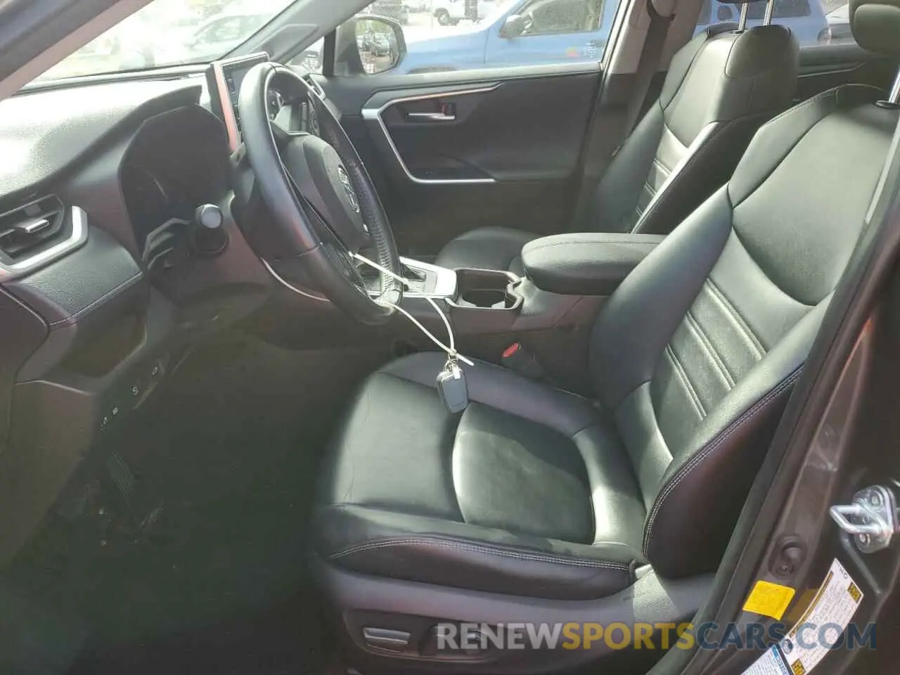 7 Photograph of a damaged car JTMN1RFV0KD501962 TOYOTA RAV4 2019
