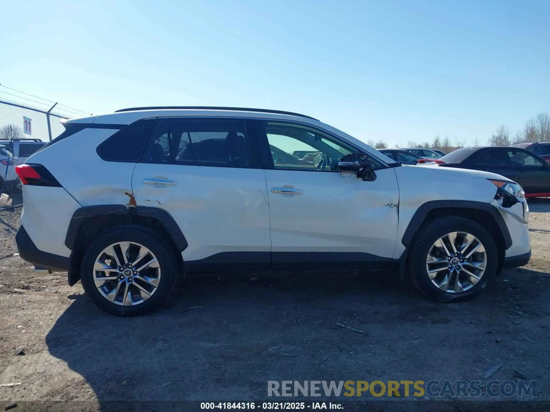 14 Фотография поврежденного автомобиля JTMN1RFV1KD517037 TOYOTA RAV4 2019