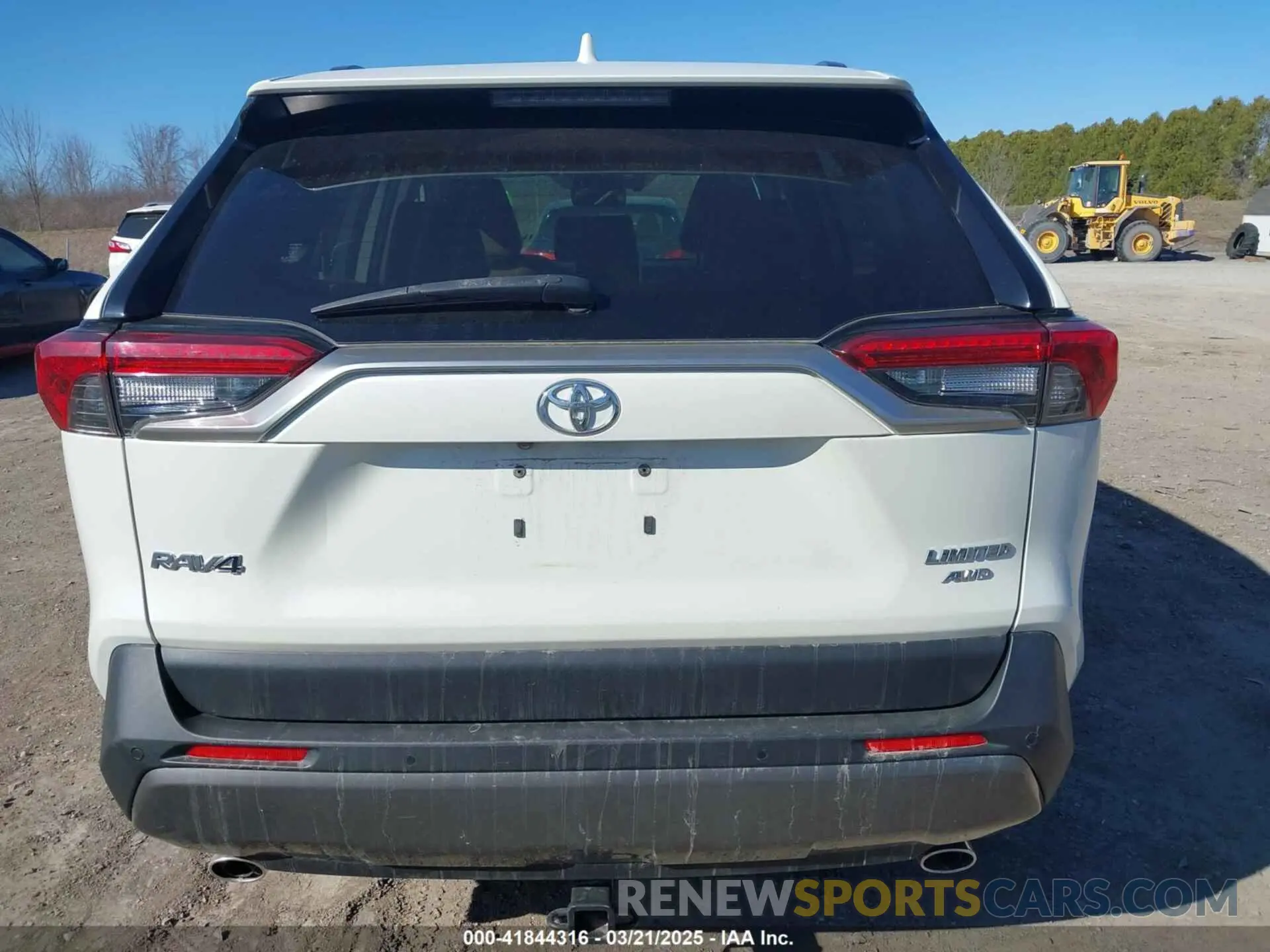 17 Фотография поврежденного автомобиля JTMN1RFV1KD517037 TOYOTA RAV4 2019