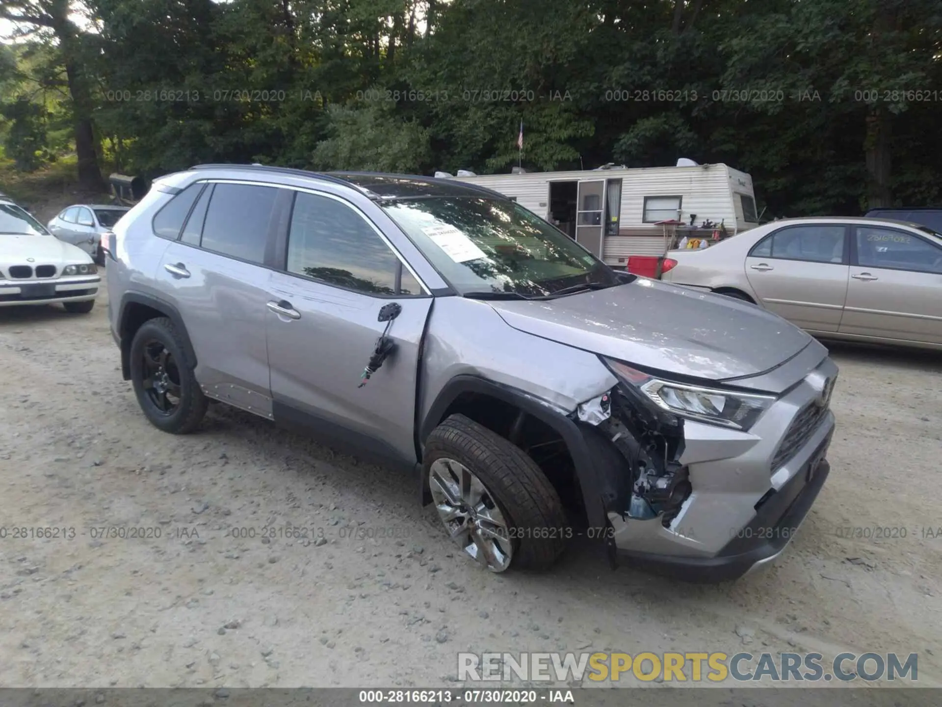 1 Photograph of a damaged car JTMN1RFV3KD502586 TOYOTA RAV4 2019