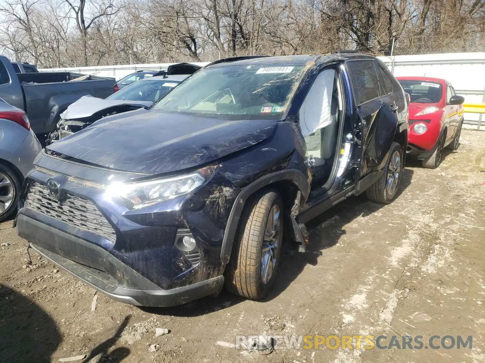 2 Photograph of a damaged car JTMN1RFV3KD517735 TOYOTA RAV4 2019