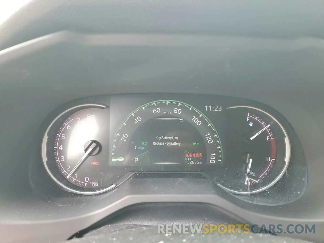 9 Photograph of a damaged car JTMN1RFV3KD519307 TOYOTA RAV4 2019