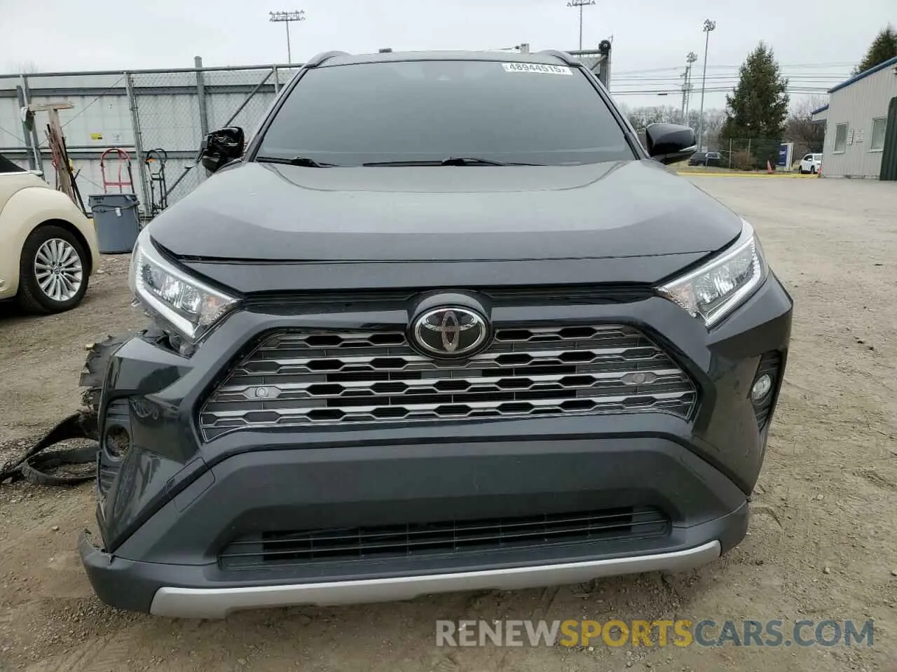 5 Photograph of a damaged car JTMN1RFV3KJ005636 TOYOTA RAV4 2019