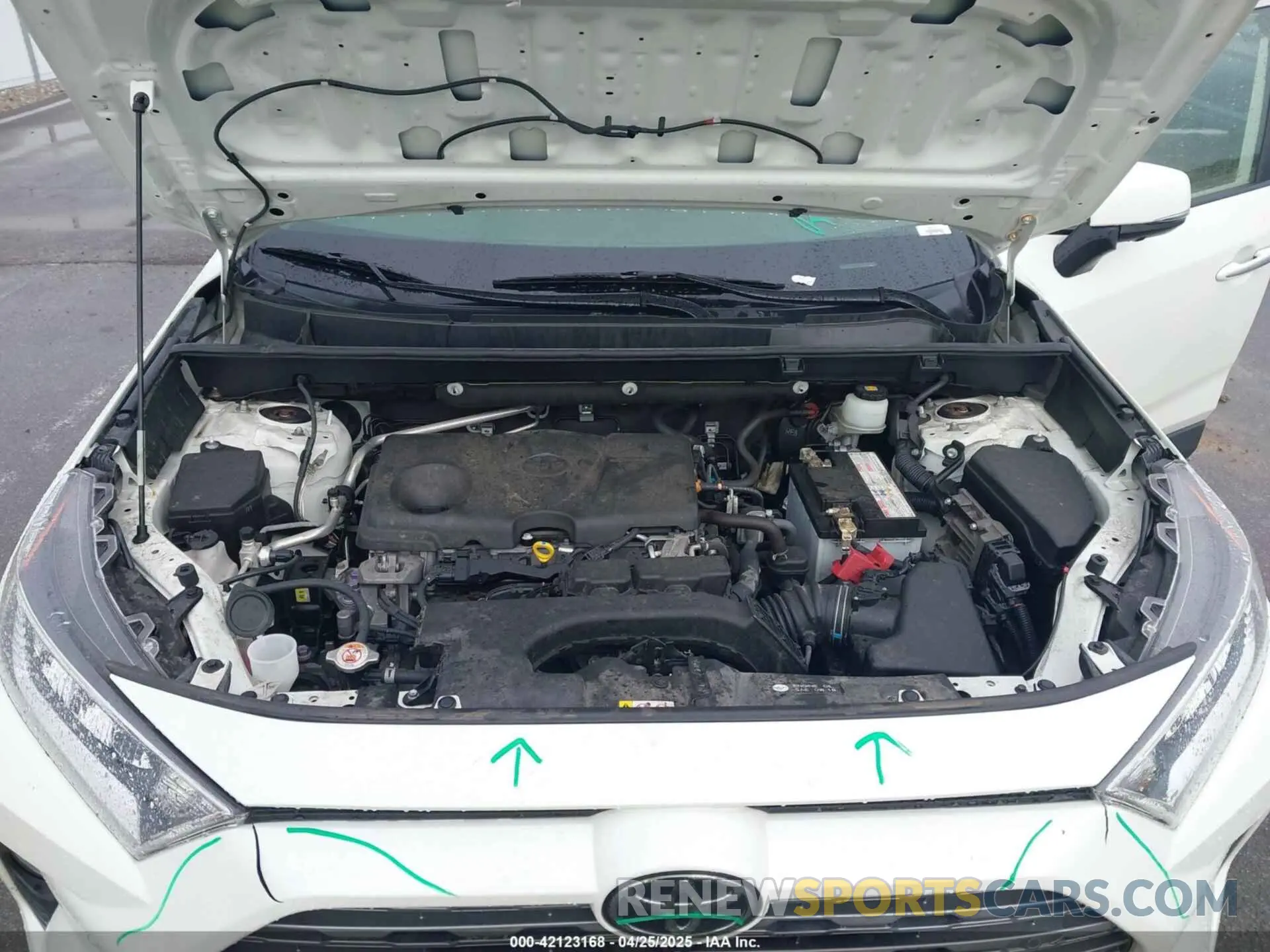 10 Photograph of a damaged car JTMN1RFV4KD516982 TOYOTA RAV4 2019