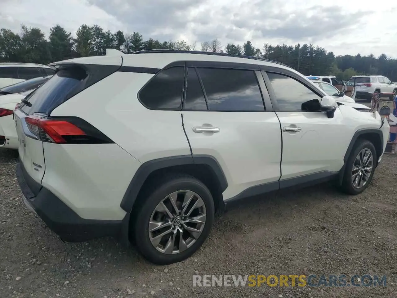 3 Photograph of a damaged car JTMN1RFV6KD517695 TOYOTA RAV4 2019