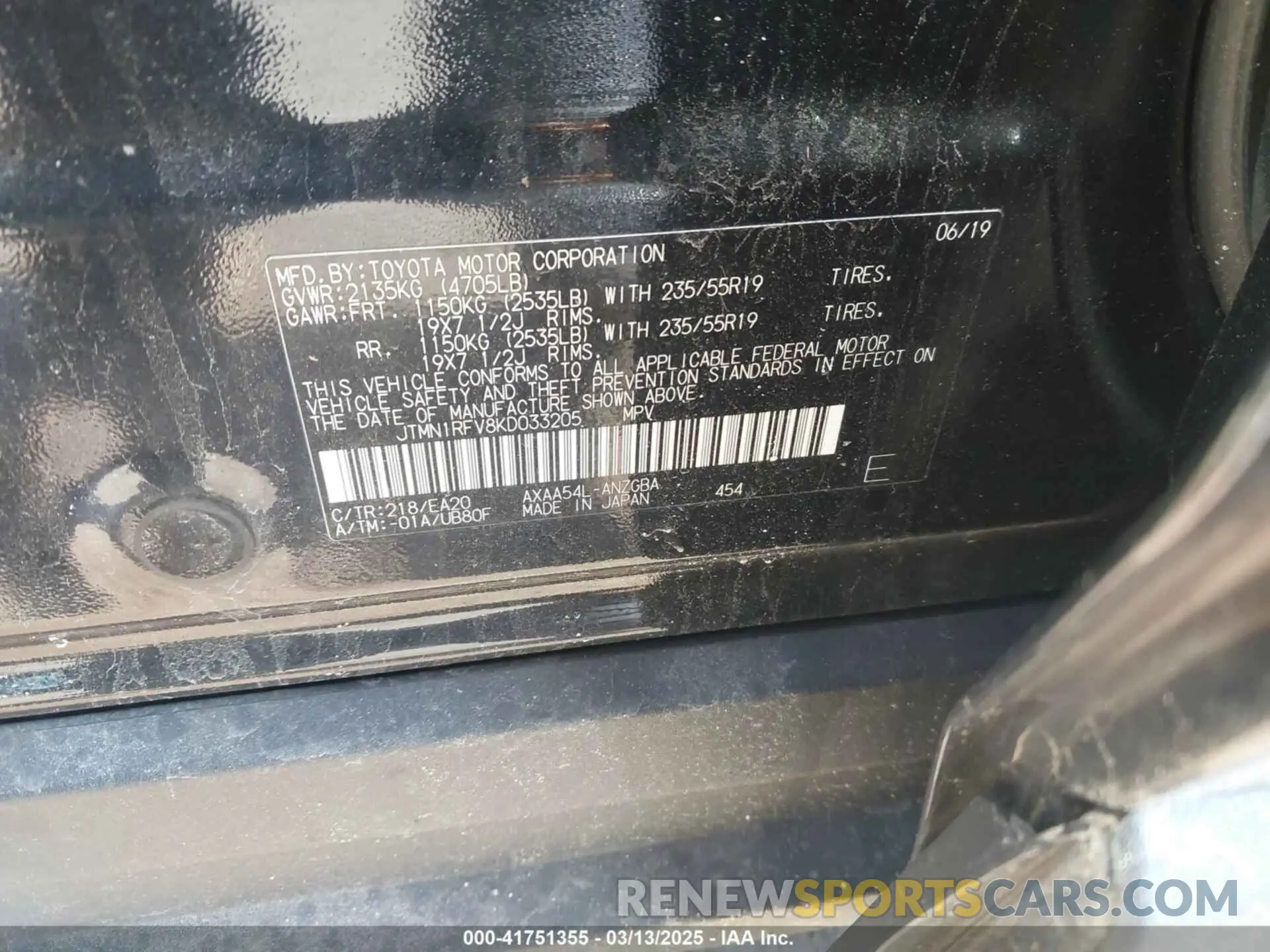 9 Фотография поврежденного автомобиля JTMN1RFV8KD033205 TOYOTA RAV4 2019