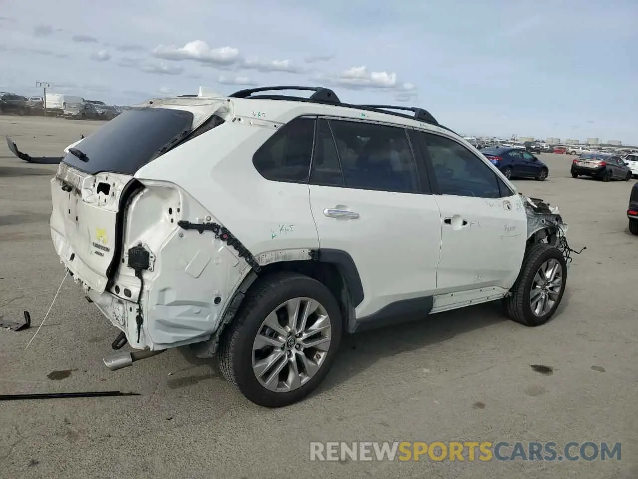 3 Photograph of a damaged car JTMN1RFV8KD523806 TOYOTA RAV4 2019