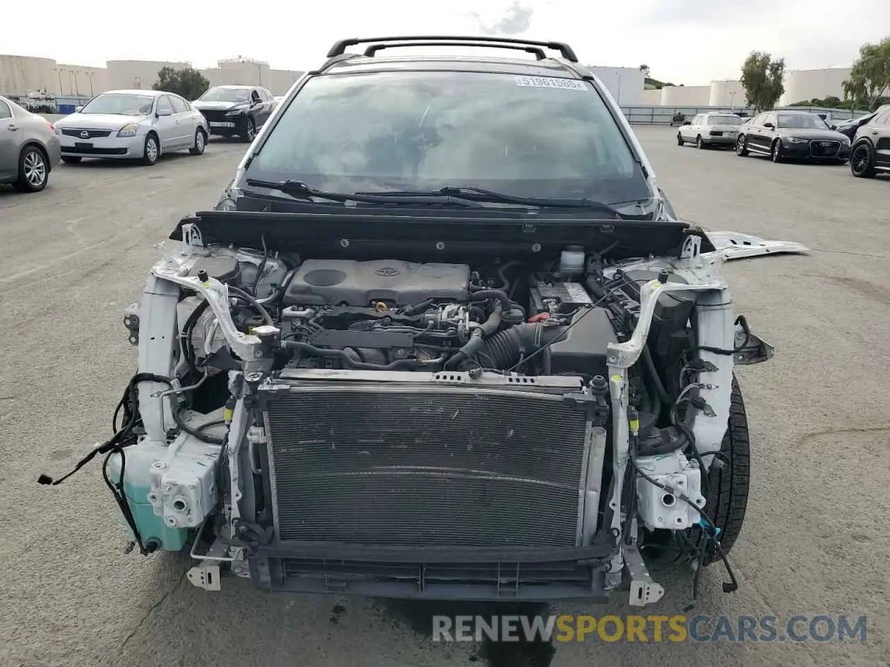 5 Photograph of a damaged car JTMN1RFV8KD523806 TOYOTA RAV4 2019