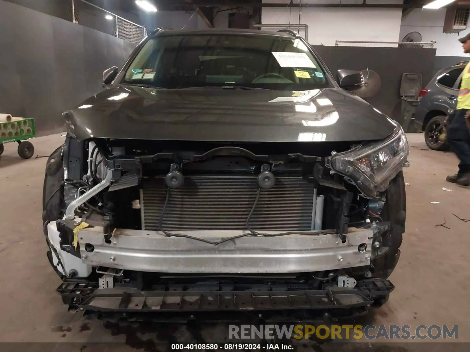 13 Photograph of a damaged car JTMP1RFV0KD013328 TOYOTA RAV4 2019