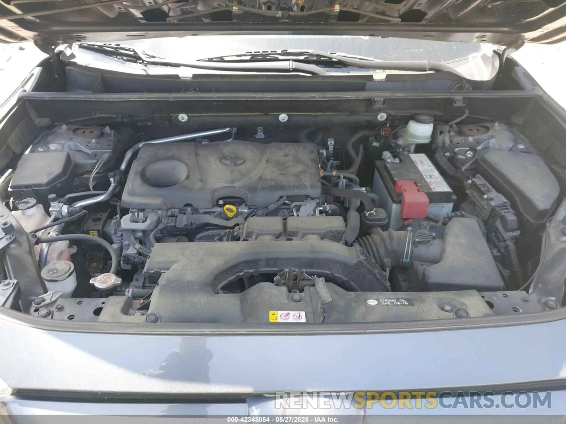 10 Photograph of a damaged car JTMP1RFV0KD034373 TOYOTA RAV4 2019