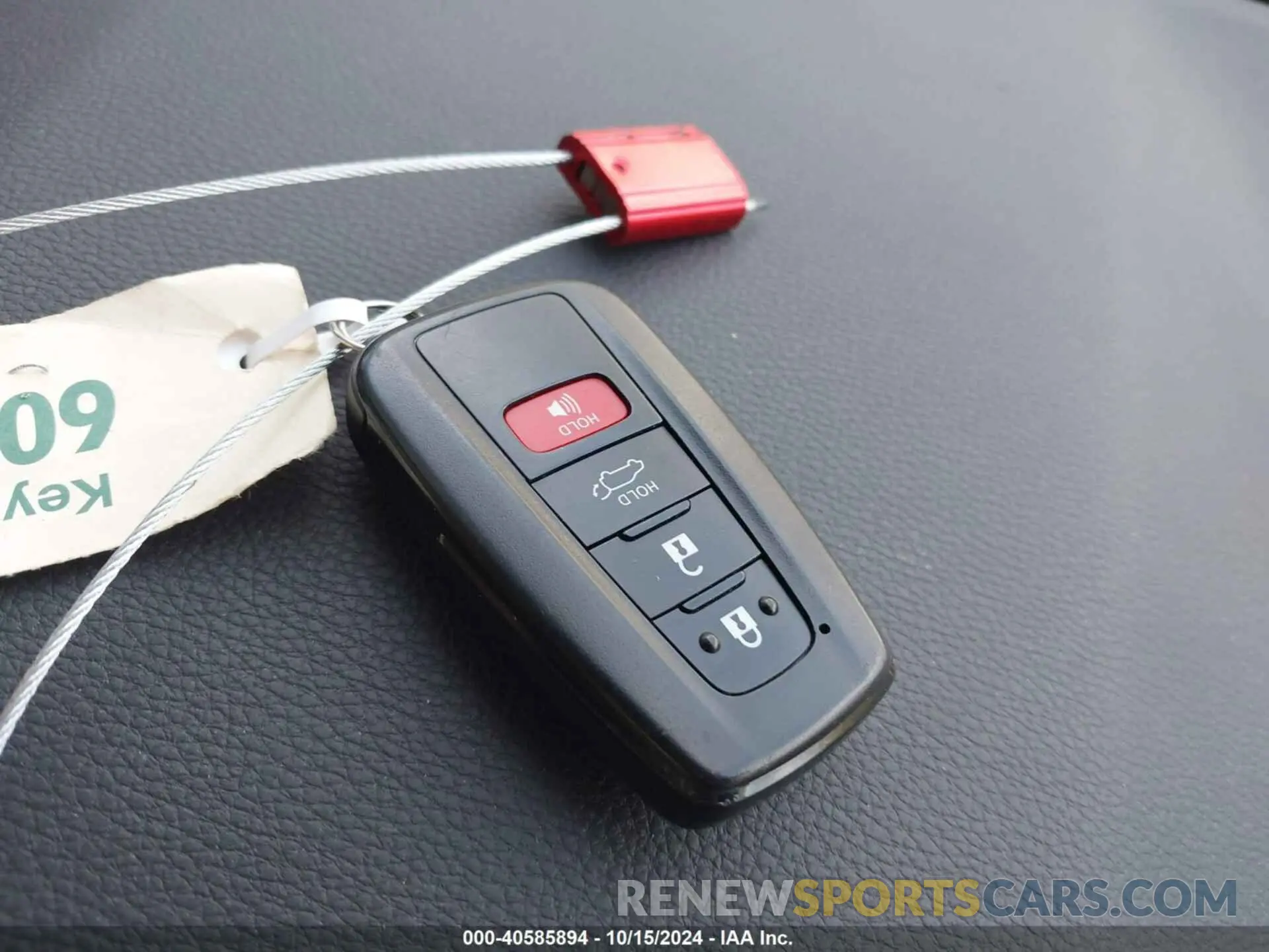 11 Фотография поврежденного автомобиля JTMP1RFV0KD504966 TOYOTA RAV4 2019
