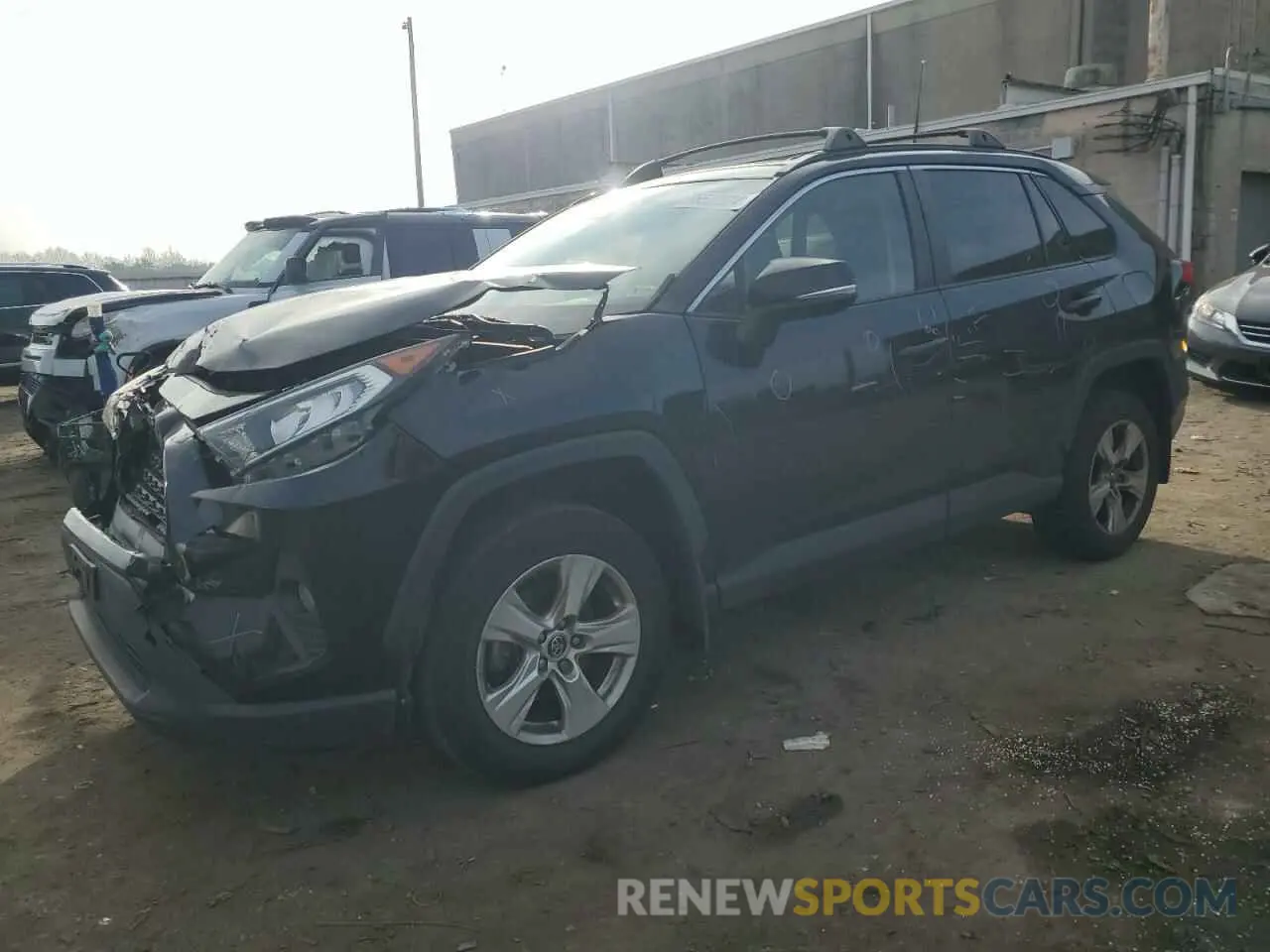1 Photograph of a damaged car JTMP1RFV0KJ006378 TOYOTA RAV4 2019