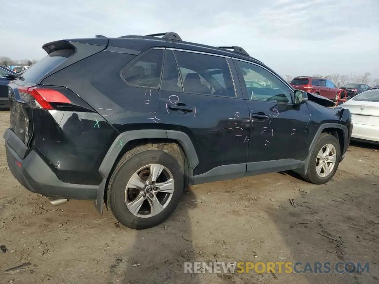 3 Photograph of a damaged car JTMP1RFV0KJ006378 TOYOTA RAV4 2019
