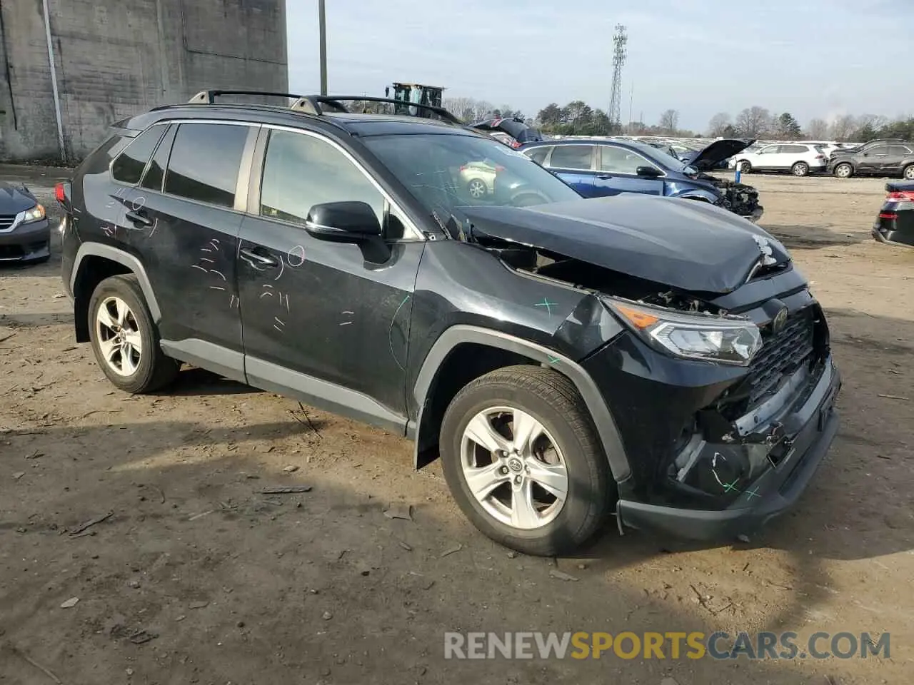4 Photograph of a damaged car JTMP1RFV0KJ006378 TOYOTA RAV4 2019