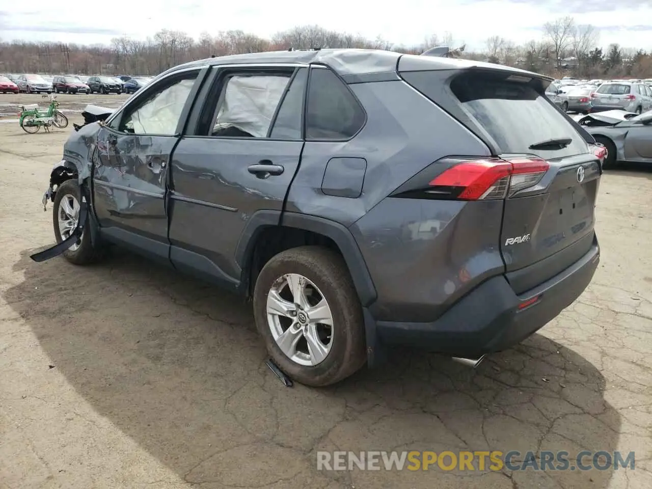 2 Photograph of a damaged car JTMP1RFV1KD008624 TOYOTA RAV4 2019