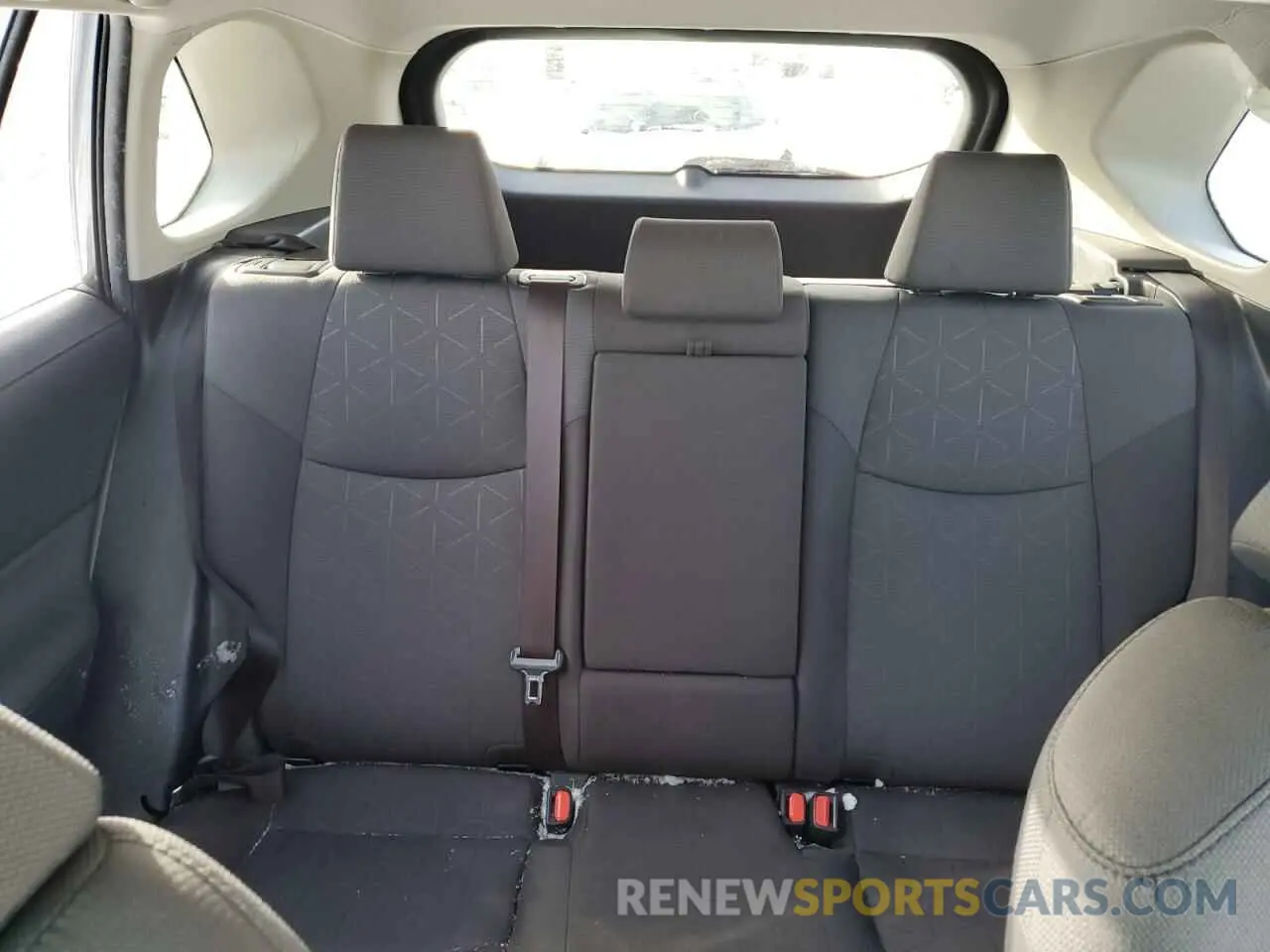 10 Photograph of a damaged car JTMP1RFV1KD014150 TOYOTA RAV4 2019