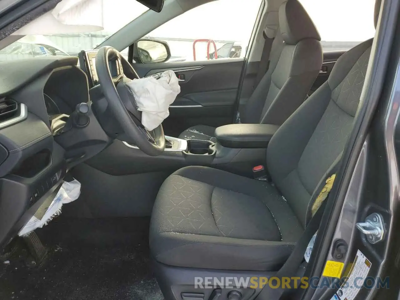 7 Photograph of a damaged car JTMP1RFV1KD014150 TOYOTA RAV4 2019