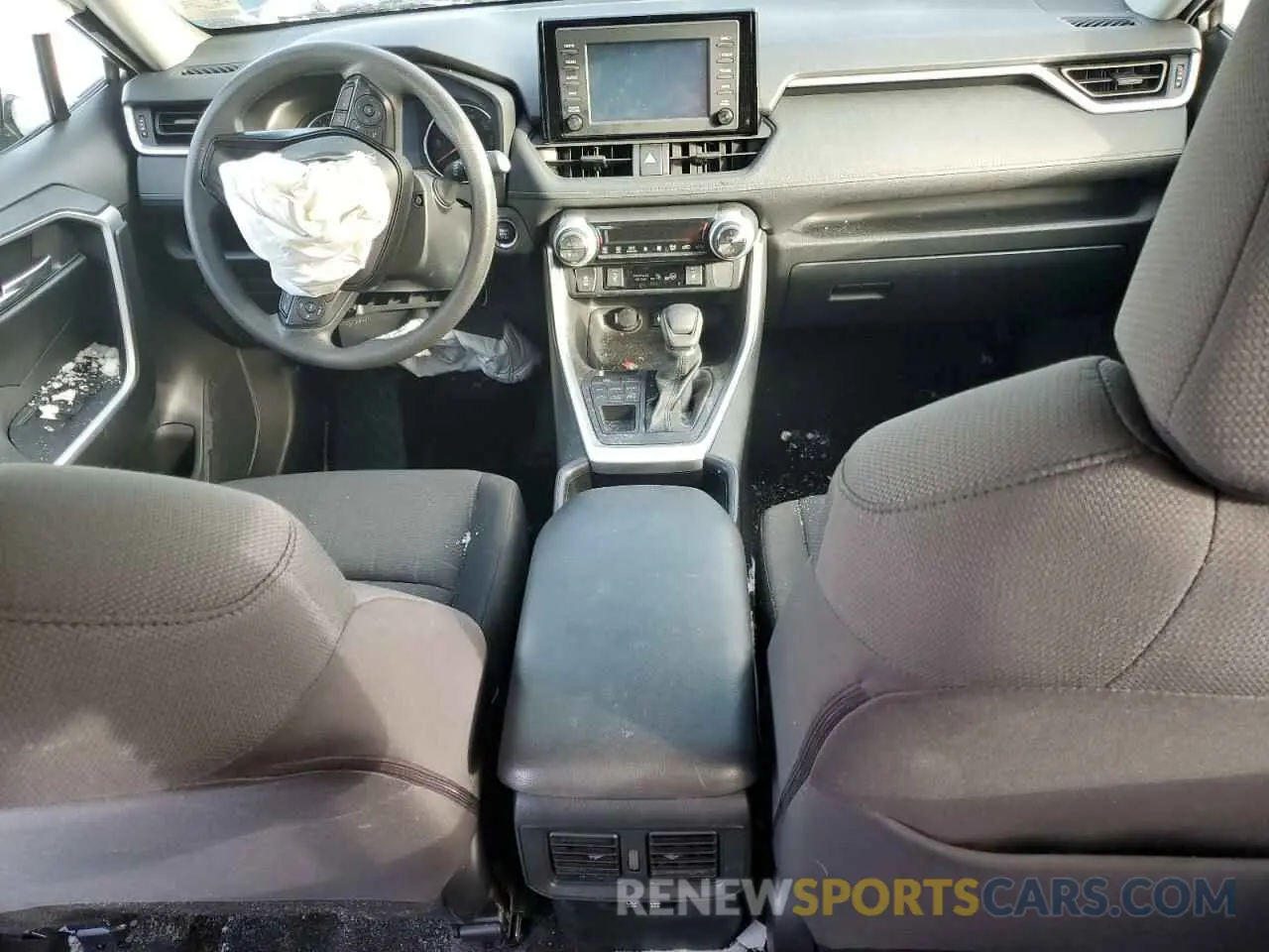 8 Photograph of a damaged car JTMP1RFV1KD014150 TOYOTA RAV4 2019
