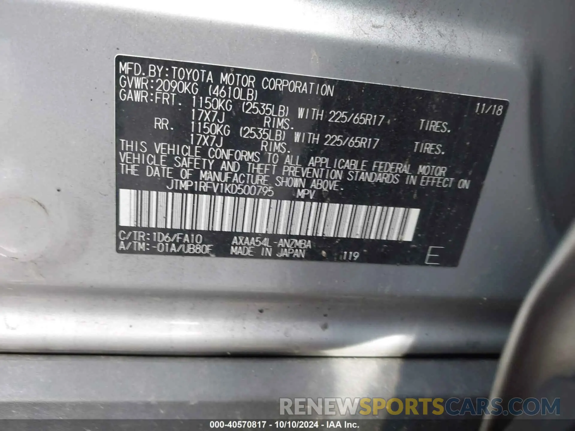9 Photograph of a damaged car JTMP1RFV1KD500795 TOYOTA RAV4 2019