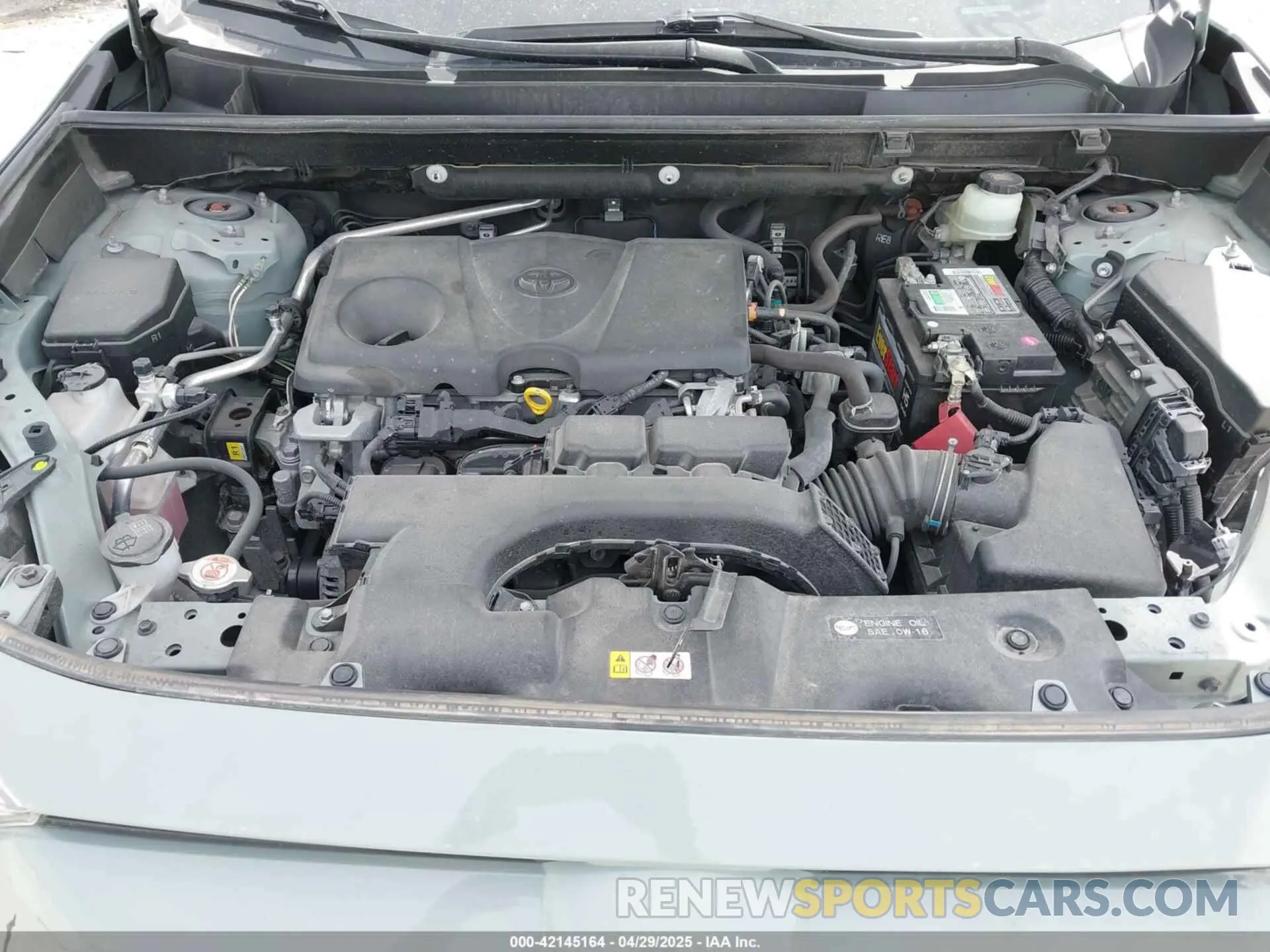 10 Photograph of a damaged car JTMP1RFV2KD042717 TOYOTA RAV4 2019