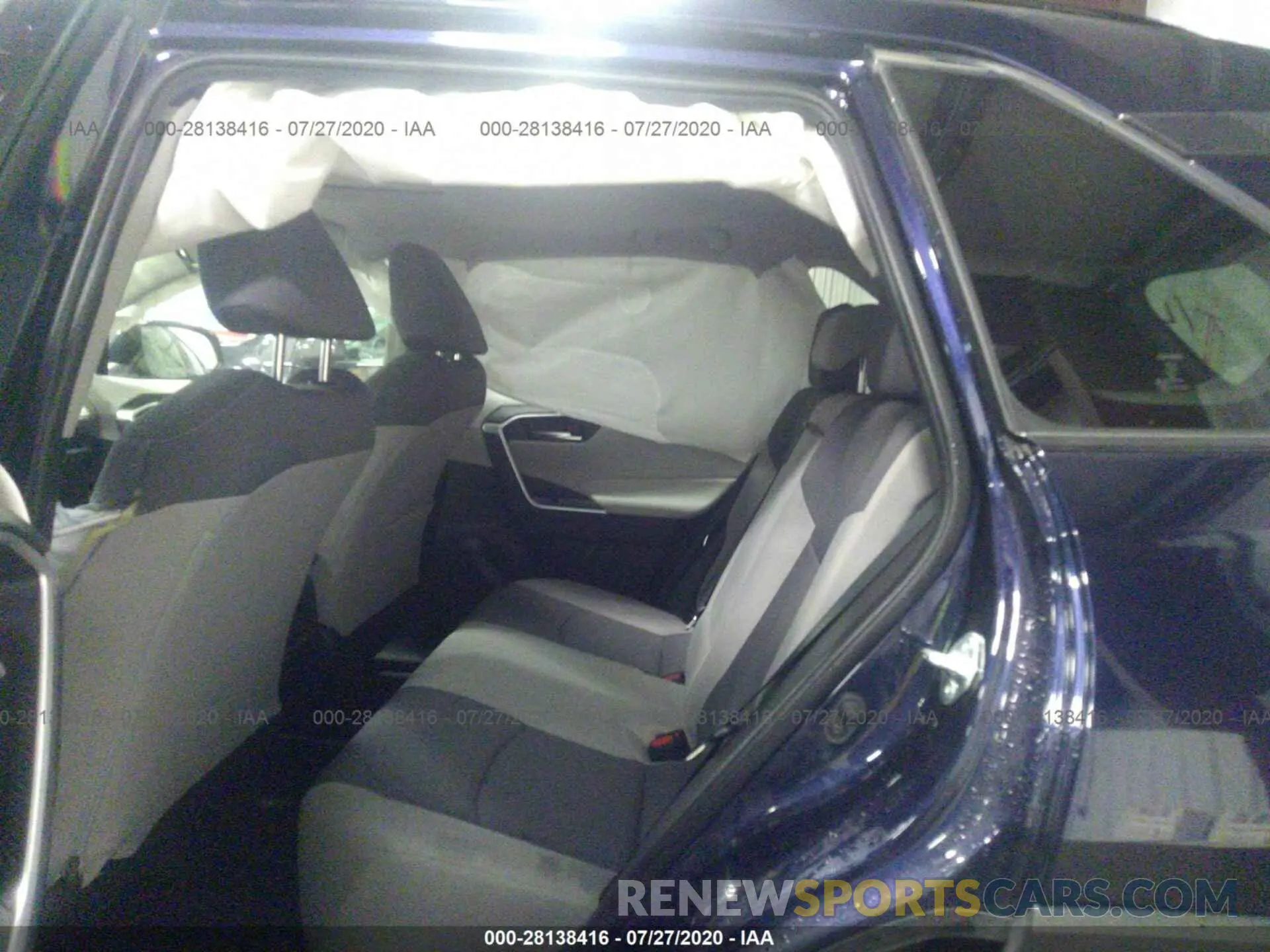 8 Photograph of a damaged car JTMP1RFV2KD510249 TOYOTA RAV4 2019