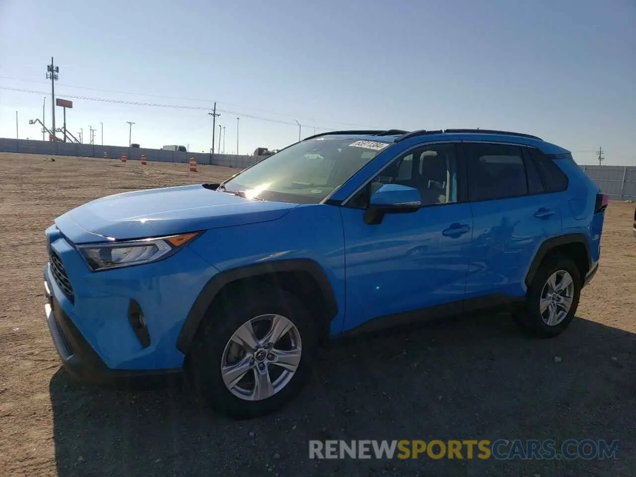 1 Photograph of a damaged car JTMP1RFV3KD029622 TOYOTA RAV4 2019