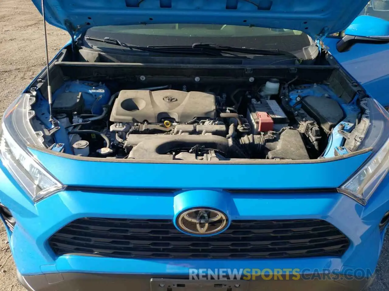 12 Photograph of a damaged car JTMP1RFV3KD029622 TOYOTA RAV4 2019